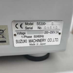 MASZYNA DZIURKARKA ODZIEŻOWA SUZUKI SE-200-S ECLS - obrazek 7